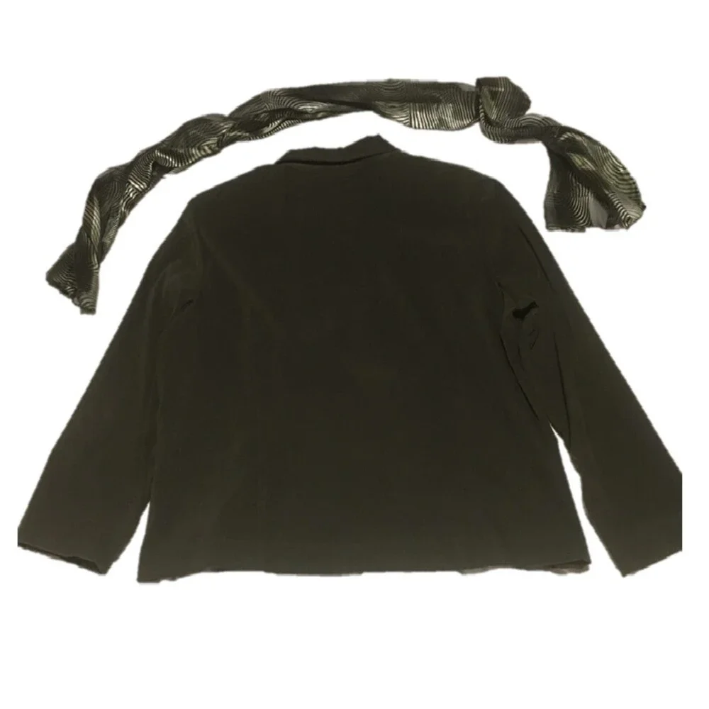 ✨️3 For $20✨️  Womens 18W hunter green faux suede zip jacket with silky scarf - Picture 2 of 7